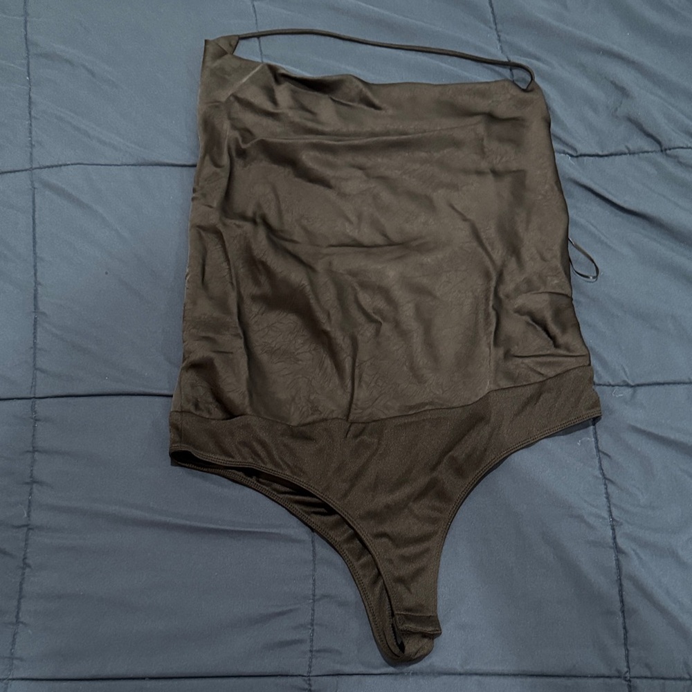 Bar III Asymmetrical One-Strap Halter Bodysuit | Open Back | Size L - Picture 4 of 5